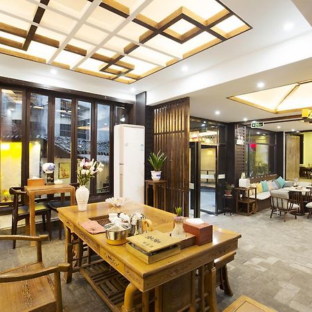 Fenghuang Poshan Inn Финхуан Екстер'єр фото